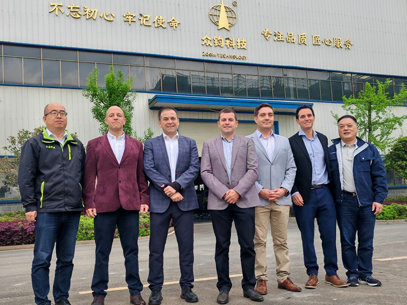  “Leaders of South American mining companies visit Zhongjun Technology for discussion and exchange.”